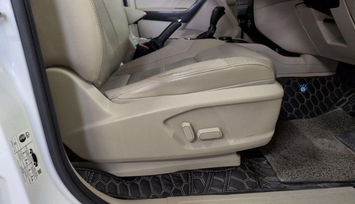 2018 Ford Endeavour TITANIUM 3.2 4X4 AT, Diesel, Automatic, 94,865 km, Driver Side Adjustment Panel