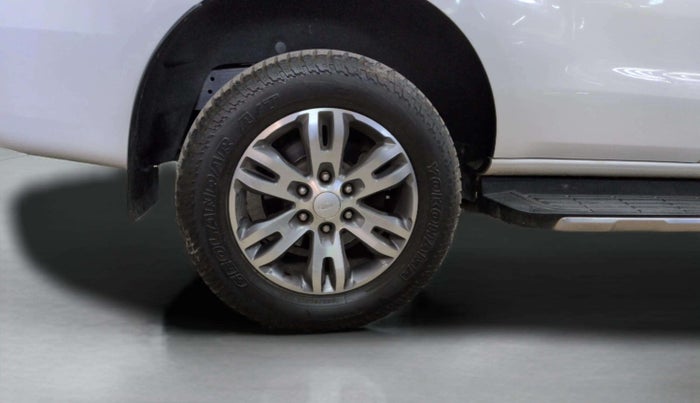 2018 Ford Endeavour TITANIUM 3.2 4X4 AT, Diesel, Automatic, 94,865 km, Right Rear Wheel