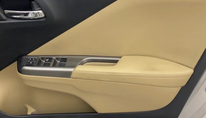 2017 Honda City 1.5L I-VTEC ZX CVT, Petrol, Automatic, 63,322 km, Driver Side Door Panels Control