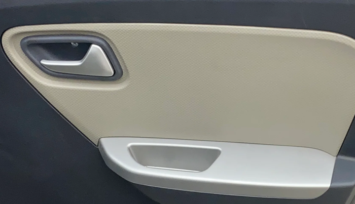 2016 Maruti Alto K10 VXI, Petrol, Manual, 46,291 km, Driver Side Door Panels Control