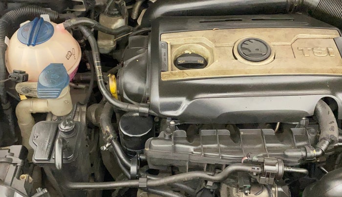 2014 Skoda Superb ELEGANCE 1.8 TSI AT, Petrol, Automatic, 74,204 km, Engine View - Right