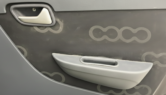 2014 Maruti Alto 800 LXI, Petrol, Manual, 37,591 km, Driver Side Door Panels Control