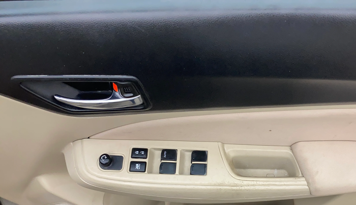 2019 Maruti Dzire VDI AMT, Diesel, Automatic, 44,759 km, Driver Side Door Panels Control