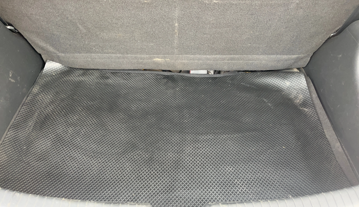 2014 Hyundai Grand i10 SPORTZ 1.2 KAPPA VTVT, Petrol, Manual, 61,751 km, Boot Inside