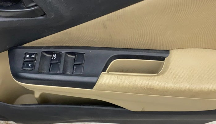 2014 Honda City 1.5L I-VTEC SV, Petrol, Manual, 1,19,596 km, Driver Side Door Panels Control