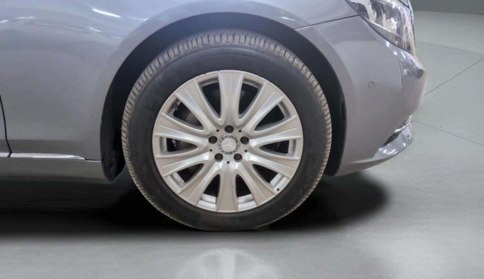 2015 Mercedes Benz S Class S350 CDI, Diesel, Automatic, 71,918 km, Right Front Wheel