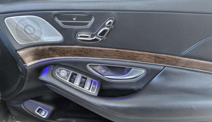 2015 Mercedes Benz S Class S350 CDI, Diesel, Automatic, 71,918 km, Driver Side Door Panels Control