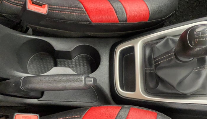 2021 Hyundai VENUE S 1.2, Petrol, Manual, 52,080 km, Gear Lever