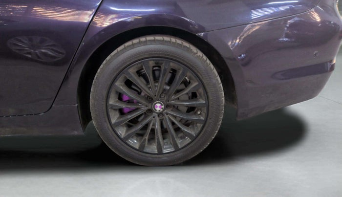 2017 BMW 5 Series 520D LUXURY LINE, Diesel, Automatic, 55,493 km, Left Rear Wheel