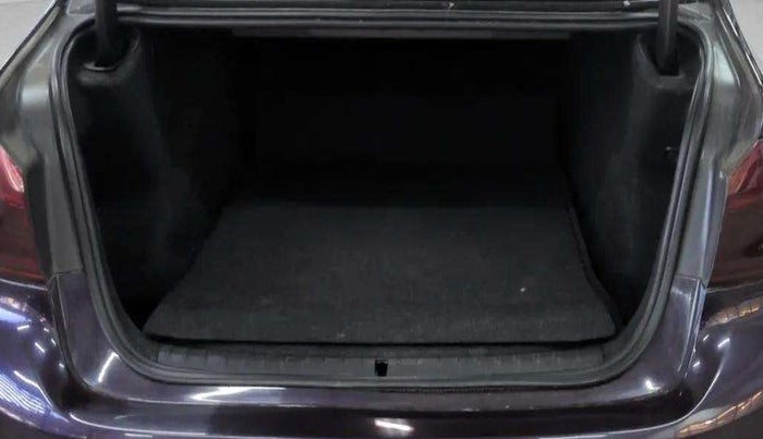 2017 BMW 5 Series 520D LUXURY LINE, Diesel, Automatic, 55,493 km, Boot Inside