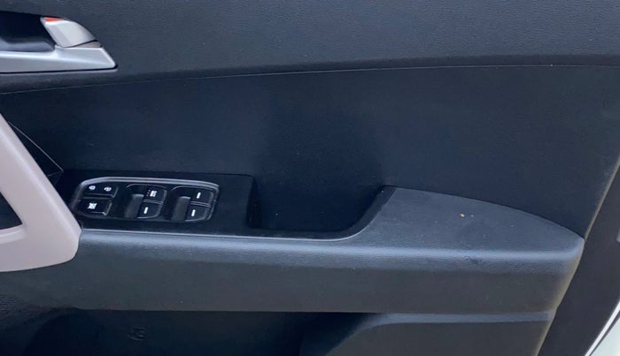 2019 Hyundai Creta SX AT 1.6 PETROL, CNG, Automatic, 92,083 km, Driver Side Door Panels Control