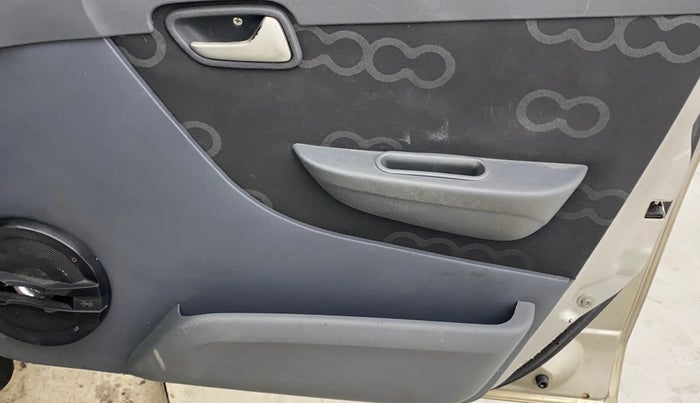 2014 Maruti Alto 800 LXI, Petrol, Manual, 43,217 km, Driver Side Door Panels Control