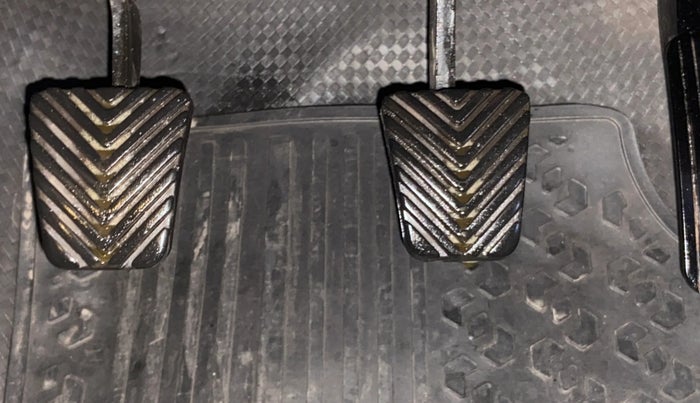 2018 Hyundai Verna 1.6 CRDI SX, Diesel, Manual, 1,20,918 km, Pedals