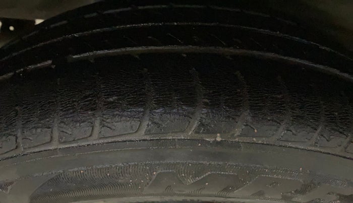 2020 Maruti New Wagon-R ZXI 1.2 AMT, Petrol, Automatic, 39,212 km, Right Rear Tyre Tread