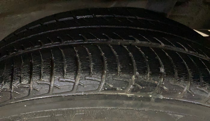 2020 Maruti New Wagon-R ZXI 1.2 AMT, Petrol, Automatic, 39,212 km, Left Rear Tyre Tread