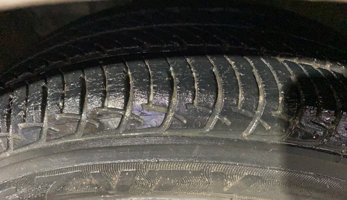 2020 Maruti New Wagon-R ZXI 1.2 AMT, Petrol, Automatic, 39,212 km, Left Front Tyre Tread