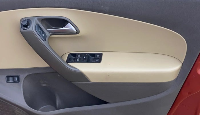 2019 Volkswagen Vento HIGHLINE DIESEL 1.5, Diesel, Manual, 1,33,655 km, Driver Side Door Panels Control