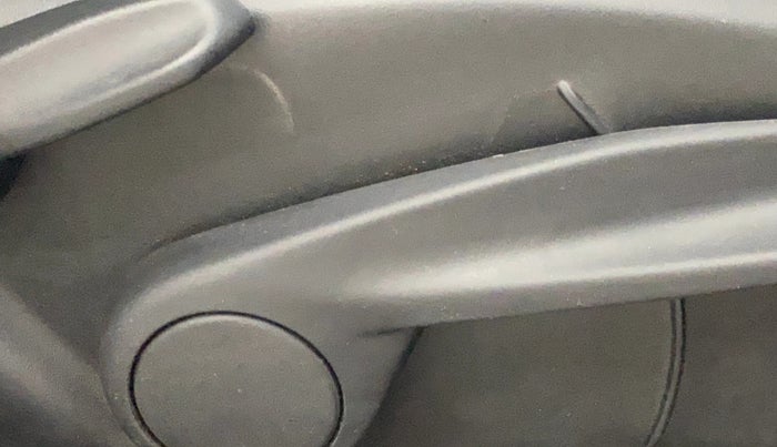 2018 Jeep Compass LIMITED (O) 2.0 DIESEL, Diesel, Manual, 1,46,205 km, Driver Side Adjustment Panel