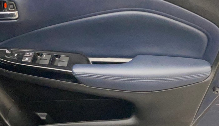 2023 Maruti Baleno ZETA 1.2 AGS, Petrol, Automatic, 70,439 km, Driver Side Door Panels Control