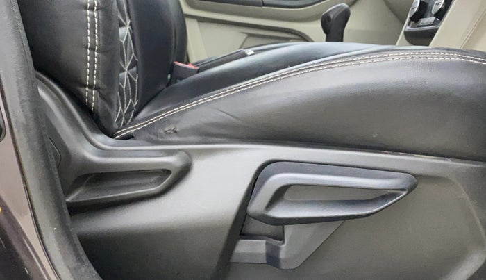 2022 Tata Tiago XZ PLUS CNG, CNG, Manual, 57,985 km, Driver Side Adjustment Panel