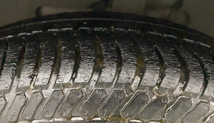 2019 Ford Ecosport TITANIUM 1.5L PETROL, Petrol, Manual, 38,098 km, Left Front Tyre Tread