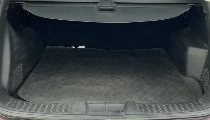 2020 MG HECTOR SHARP 1.5 DCT PETROL, Petrol, Automatic, 86,806 km, Boot Inside