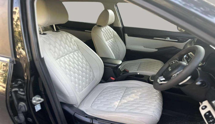 2023 KIA SELTOS  HTX IVT G, Petrol, Automatic, 39,263 km, Right Side Front Door Cabin