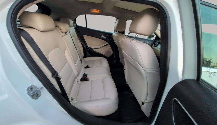 2015 Mercedes Benz GLA Class 200 CGI SPOTRS, Petrol, Automatic, 31,793 km, Right Side Rear Door Cabin