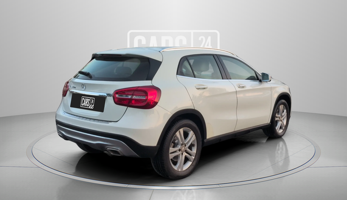 2015 Mercedes Benz GLA Class 200 CGI SPOTRS, Petrol, Automatic, 31,793 km, Right Back Diagonal