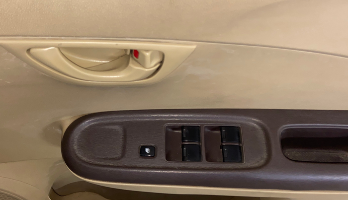 2013 Honda Amaze 1.2L I-VTEC EX, Petrol, Manual, 76,793 km, Driver Side Door Panels Control