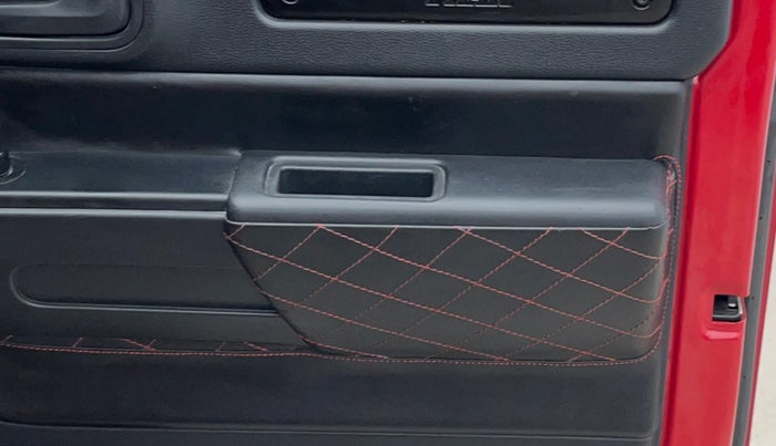 2022 Mahindra Thar LX PETROL HT 4WD AT, Petrol, Automatic, 16,555 km, Driver Side Door Panels Control