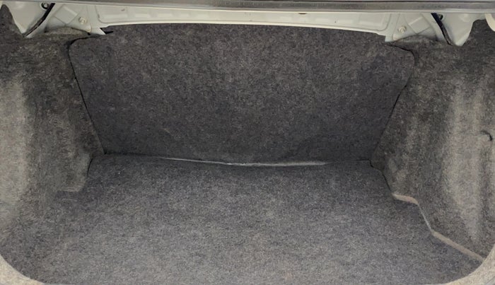 2013 Honda Amaze 1.2L I-VTEC S, Petrol, Manual, 46,206 km, Boot Inside