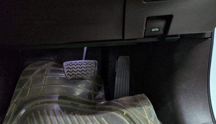 2016 Lexus RX 450H, Hybrid, Automatic, 60,665 km, Pedals