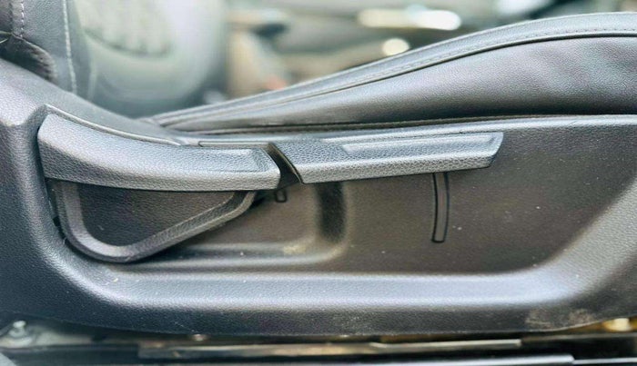 2021 KIA SELTOS HTX ANNIVERSARY EDITION 1.5 PETROL IVT, Petrol, Automatic, 36,010 km, Driver Side Adjustment Panel