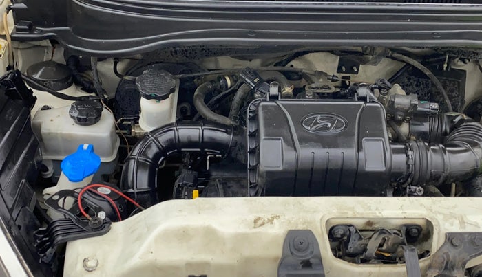 2015 Hyundai Eon D-LITE+, CNG, Manual, 1,10,658 km, Engine View - Right