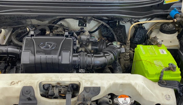 2015 Hyundai Eon D-LITE+, CNG, Manual, 1,10,658 km, Engine View - Left