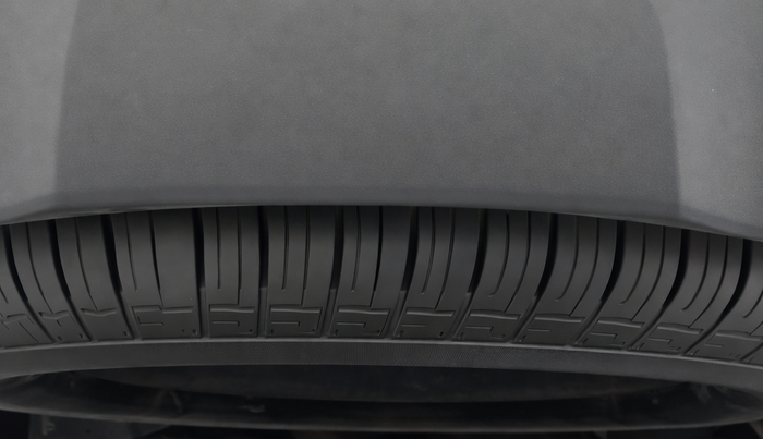 2020 Tata Harrier XZA 2.0L, Diesel, Automatic, 96,405 km, Spare Tyre