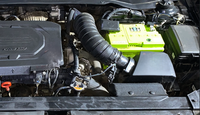 2024 Hyundai VENUE SX 1.5 CRDI, Diesel, Manual, 58,594 km, Engine View - Left