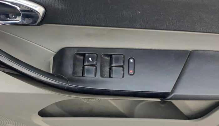 2018 Tata Tiago XZ PETROL, Petrol, Manual, 42,070 km, Driver Side Door Panels Control