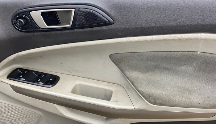 2013 Ford Ecosport TITANIUM 1.5L DIESEL, Diesel, Manual, 73,126 km, Driver Side Door Panels Control