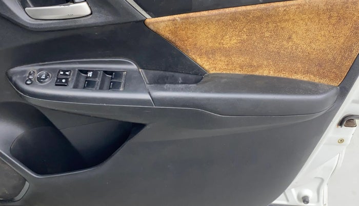 2017 Honda WR-V 1.2L I-VTEC VX MT, Petrol, Manual, 1,35,751 km, Driver Side Door Panels Control