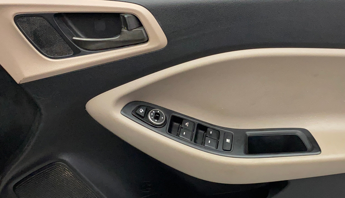 2017 Hyundai Elite i20 ASTA 1.2 (O), Petrol, Manual, 52,163 km, Driver Side Door Panels Control