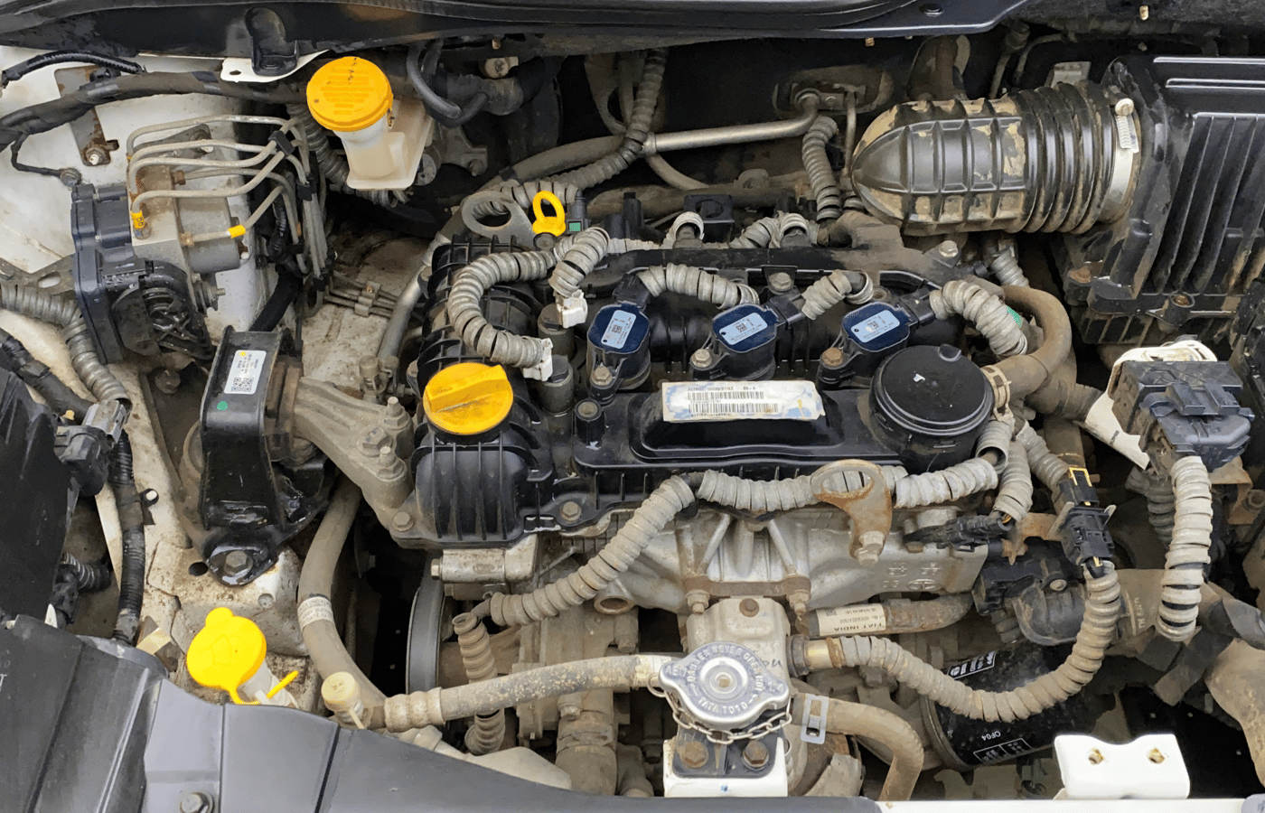 2021 Tata ALTROZ XT PETROL, Petrol, Manual, 24,596 km, Engine View - Right