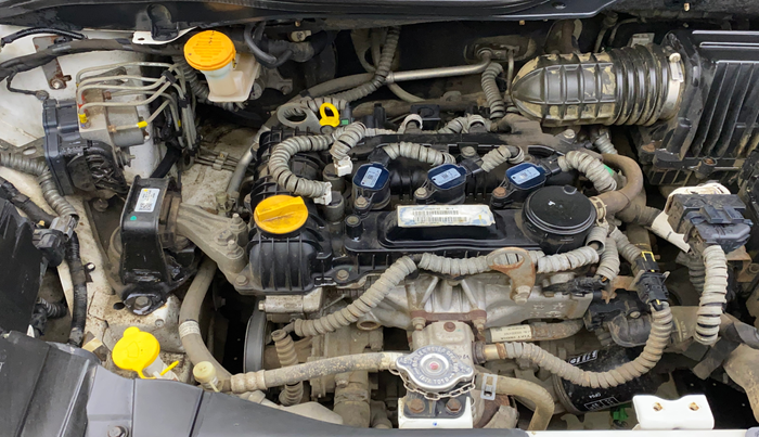 2021 Tata ALTROZ XT PETROL, Petrol, Manual, 24,596 km, Engine View - Right