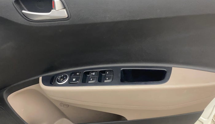 2016 Hyundai Grand i10 SPORTZ 1.2 KAPPA VTVT, Petrol, Manual, 84,826 km, Driver Side Door Panels Control