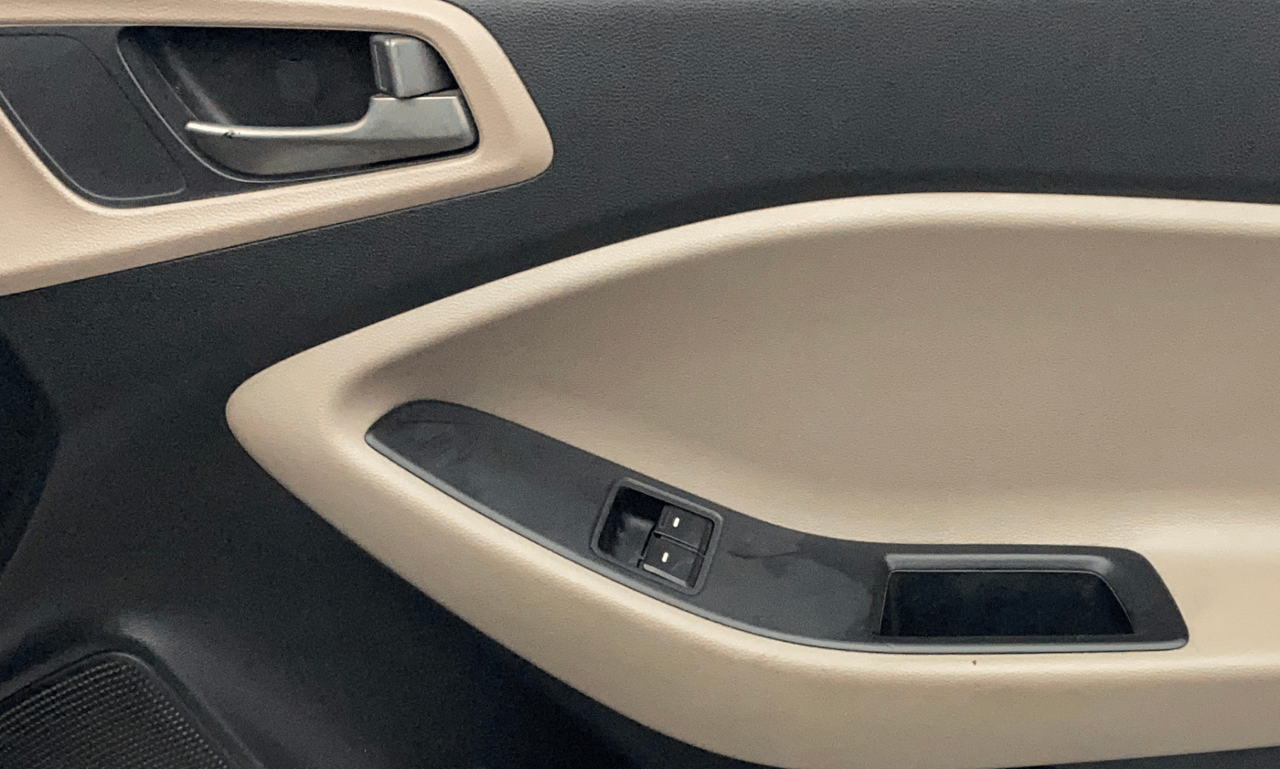 2017 Hyundai Elite i20 ERA 1.2, Petrol, Manual, 85,201 km, Driver Side Door Panels Control