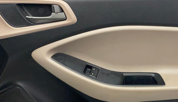 2017 Hyundai Elite i20 ERA 1.2, Petrol, Manual, 85,201 km, Driver Side Door Panels Control