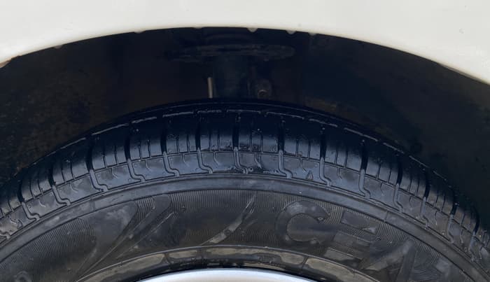 2020 Maruti Dzire VXI, Petrol, Manual, 72,922 km, Right Front Tyre Tread
