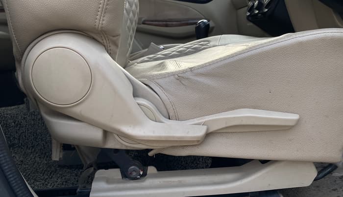 2020 Maruti Dzire VXI, Petrol, Manual, 72,922 km, Driver Side Adjustment Panel