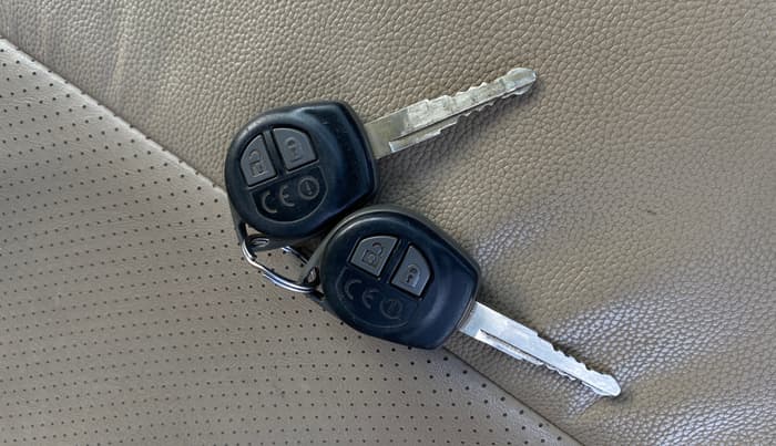 2020 Maruti Dzire VXI, Petrol, Manual, 72,922 km, Key Close Up